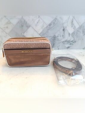 Michael Kors Crossbody Camera Bag NWOT